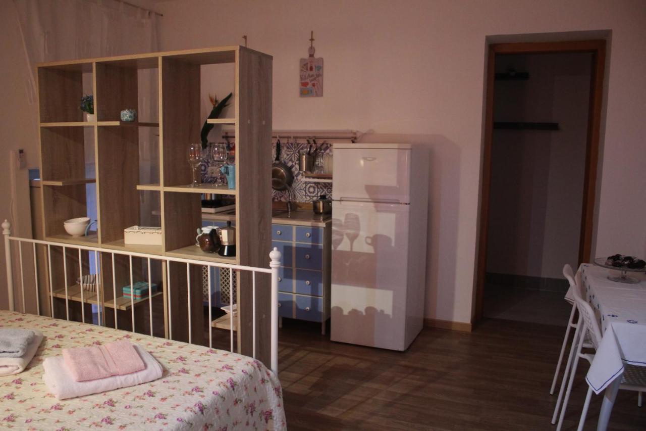 シラクーサ La Piccola Casa Di Angelaヴィラ エクステリア 写真